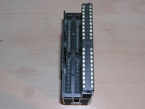 VIPA 322-1BL00 E:3 SM322 DO 32xDC24V 1A used good condition, no front cover - Picture 1 of 6