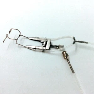 adjustable Aspirating Speculum solid blades Speculums ophthalmic eye instrument - Picture 1 of 2