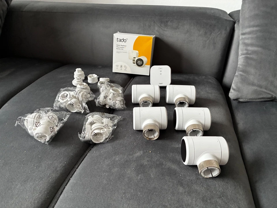 tado° Smart Radiator Thermostat X – Weiß – Set mit 5 Thermostaten + Bridge - Bild 1 von 1