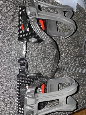 Pedales de bicicleta de ejercicio Wellgo para interiores Foto 1 de 4