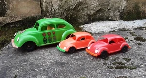 ***VINTAGE KUNSTSTOFFAUTOS*3 x VW KÄFER*PLASTIKAUTOS*BUNT*OLDTIMER*** - Bild 1 von 12