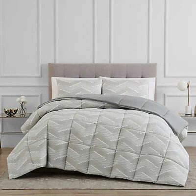 NWT  Reversible 3-Pc. GEOMETRIC SOLID  GREY Full/Queen Comforter Set, Gray - Image 1 of 4