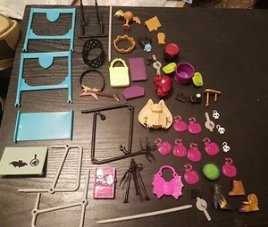 Monster High Doll Accessories and Furniture Lot - 40+ Pieces - Picture 1 of 5