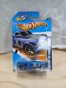 2012 HOT WHEELS CUSTOM 1969 CHEVY PICKUP REDLINE TIRES BLUE 140 / 247 - Picture 1 of 3