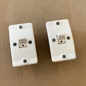 2 Interruptores Industriales Antiguos para Empotrar Plastimetal - Imagen 1 de 7