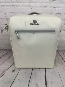 Stanley All Day Madeleine Midi Cooler Backpack 20 Can 14L Zip Pockets & Closure - Picture 1 of 21