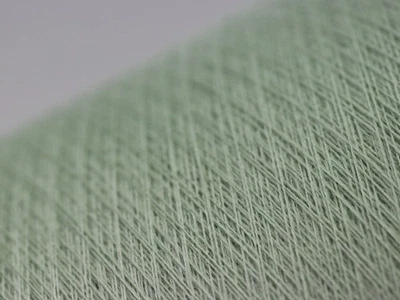 A27 (40€/kg) 1150g YORK REINE SCHURWOLLE MERINO EXTRAFEIN HELLGRÜN (60/2) Zwirn - Bild 1 von 2