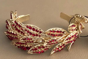 BCBG MAXAZRIA FLORAL GLASS STONE CUFF BRACELET - Picture 1 of 6