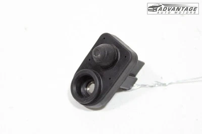 Nissan Versa 2013-2025 delantero lado del conductor jamba ajar lámpara de cortesía sensor OEM Foto 1 de 4