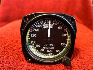 UNITED INSTRUMENTS TRUE AIRSPEED INDICATOR P/N 8130 - Foto 1 di 6