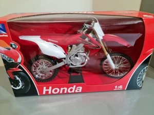 Honda CRF450R   1/6 Newray - Picture 1 of 8