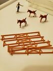VINTAGE Preiser  Item# 156 HO scale 1:90 Rancher-Foals-Fence 8 Pieces 
