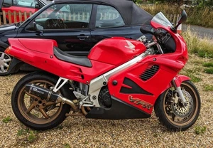 Honda VFR 750 rc36 - 1997 - Picture 1 of 19