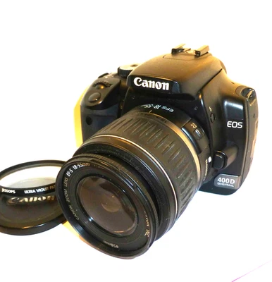 CANON EOS 400D 10.1MP SLR & EFS 18-55mm MkII ZOOM LENS, FULL WORKING ORDER (988) - Image 1 of 4