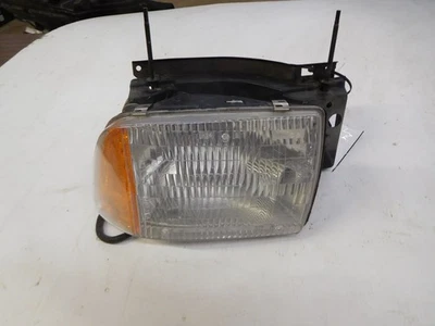 OEM Chevy S10 Pickup Blazer Right Headlight Assembly  1995 1996 1997 16525162 - Image 1 of 3