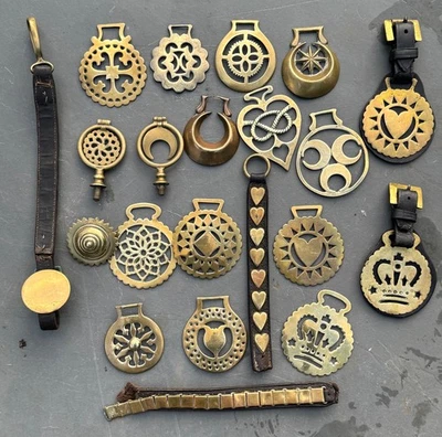 Collection Job Lot Antique Horse Brasses Stars Crescents Swingers Pattern Types - Image 1 of 4