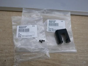 DEWALT DCF6202 DCF620 DRYWALL SCREWDRIVER NOSE PAD & SCREWS N682732 - Picture 1 of 1