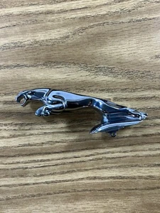 2001-2008 Jaguar S-Type X-Type Leaping Jaguar Cat Front Hood Emblem Ornament - Picture 1 of 6
