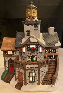 Dickens Collectables Victorian Series PULBROOK INN Lighted House #429-6406, 1998 - Bild 1 von 8