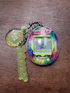 Juguete virtual para mascotas Tamagotchi The Original Neon & Pop de 1,5 pulgadas - Imagen 1 de 4