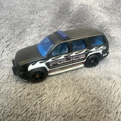 Chevy Tahoe 2007 Hot Wheels City Works Black Police unidad K-9 SUV Foto 1 de 4