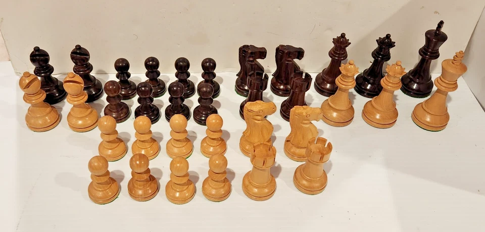 Vintage Staunton Wooden Chess Set Weighted & Felted Pieces Walnut Box - Image 1 of 4