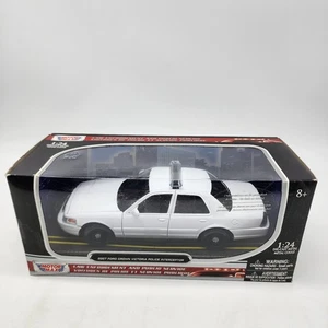 MotorMax 2007 White Unmarked Ford Crown Vic Police Interceptor Unmarkd SEALED - Picture 1 of 8