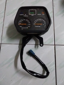 Meter Speedometer SUZUKI RG125 Year 1984 - Picture 1 of 6