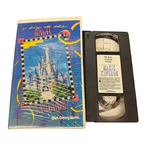 A Day At The Magic Kingdom Walt Disney World (VHS, 1991), Clamshell Case - Imagen 1 de 2