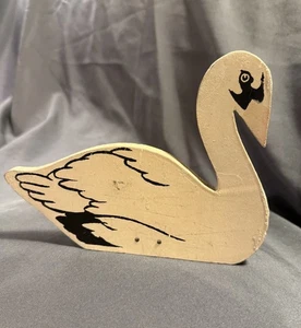 Dulce tope de puerta de cisne de madera pintado arte popular antiguo - Imagen 1 de 13