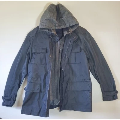 Chaqueta de hombre Zara chaleco con capucha extraíble forrada talla XL negra longitud media usada en excelente estado Foto 1 de 4