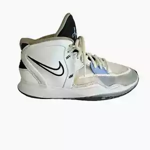 Nike Kyrie Infinity Basketball Shoes sz. US Boys 6 Yr. Old White DD0334-102 - Picture 1 of 14