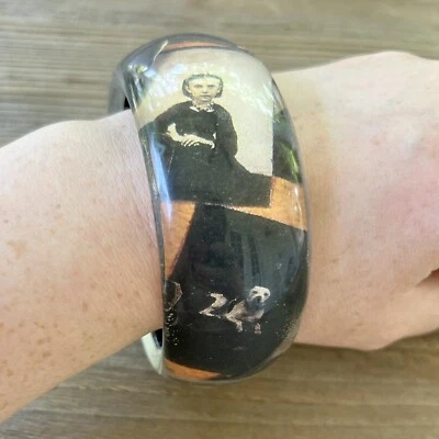 Brazalete Brazalete Lucite Hecho a Mano Antiguo Motivo Foto Diseñador Halloween Naranja Foto 1 de 4