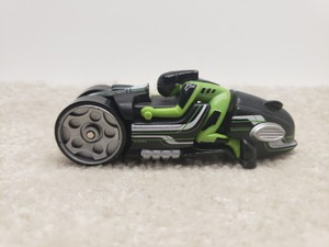 Hot Wheels Racing 2004 Tri Bike Black theme Pull Dog Vintage