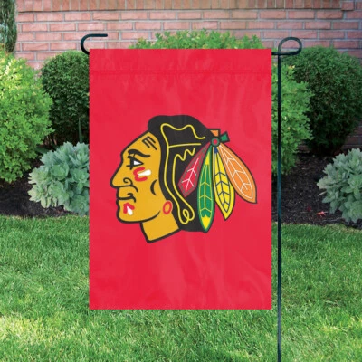 NHL CHICAGO BLACKHAWKS Garden Flag (18" x 12.5") - NEW - Image 1 of 2