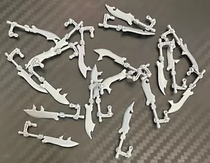 warhammer fantasy/AoS - assorted Graveguard halberds, unused. - Bild 1 von 1