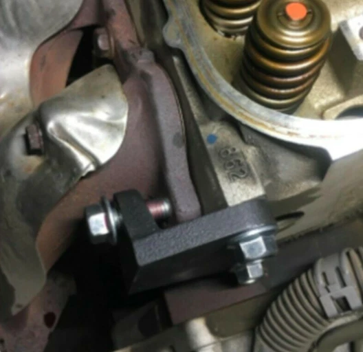 03-18 Chevy GMC Truck & SUV 4.8/5.3/6.0 Exhaust Manifold - CYL Head Repair Clamp Foto 1 de 4