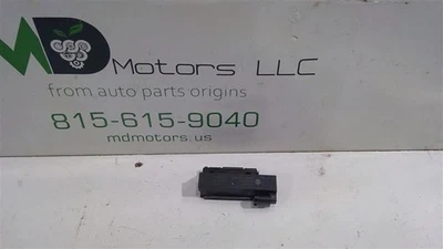 Dodge Challenger 2015-2023 módulo de antena de entrada sin llave receptor OEM 68067753AA Foto 1 de 4