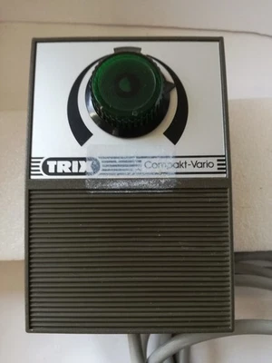 Trix Compakt Vario 56–5550-00 Trafo mit Fahrregler 6 VA, HO/N - Bild 1 von 4