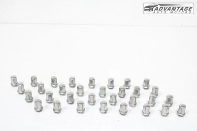 GMC SIERRA 2500 HD 2001-2025 JUEGO DE 32 TORNILLOS TUERCA LLANTA DELANTERA O TRASERA OEM Foto 1 de 4