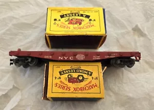 CARRO PLANO ORIGINAL LIONEL HO 0808 NYC CON TRACTOR MATCHBOX MASSEY Y EXCAVADORA D8 - Imagen 1 de 24