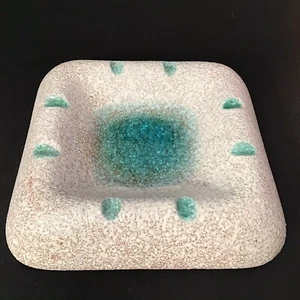 VINTAGE ASHTRAY SPACKLE GLAZE GREEN ACCENTS HAND CRAFTED POTTERY 6 3/4" SQUARE - Picture 1 of 8