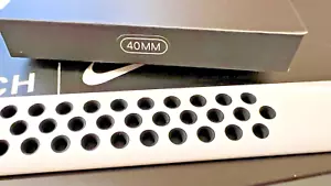 Apple Watch Nike Sports Band M/L PART ONLY 40mm in white called Platinum Black - Zdjęcie 1 z 4