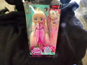 NUEVO EN CAJA LOL Surprise O.M.G. Muñeca SWAG 2 looks 9,5" de alto OG - Imagen 1 de 4