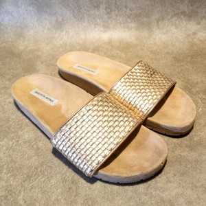 saks flat sandals