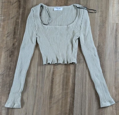 Top corto doble cero cuello cuadrado acanalado manga larga beige talla M Foto 1 de 4