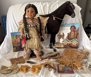 Muñeca Kaya American Girl con peldaños altos y accesorios LN 18" - Imagen 1 de 12