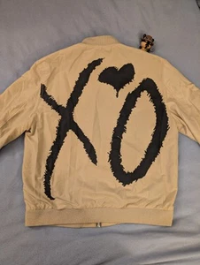 The Weeknd H&M Bomber Jacket Mens L Beige XO Big Logo 2017 SPRING ICONS R&B Pop - Picture 1 of 5