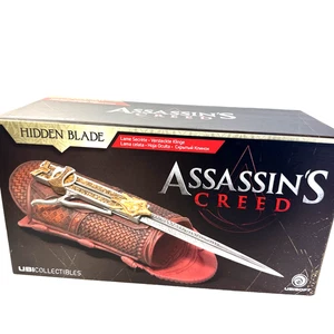Assassin's Creed Hidden Blade Replica Ubisoft Ubicollectables Cosplay NEW in Box - Picture 1 of 6