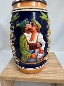 A SWEET KISS DBGM German Lidded Beer Stein Breweriana 3-D 8.5" - Picture 1 of 13